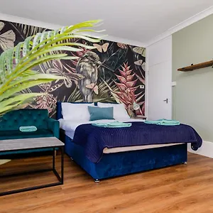  Apartment Super Central Location I Tropical Studio I Next To Beach And North Lanes